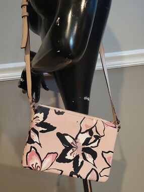 KATE SPADE HAWTHORN LANE CROSSBODY IN FLORAL